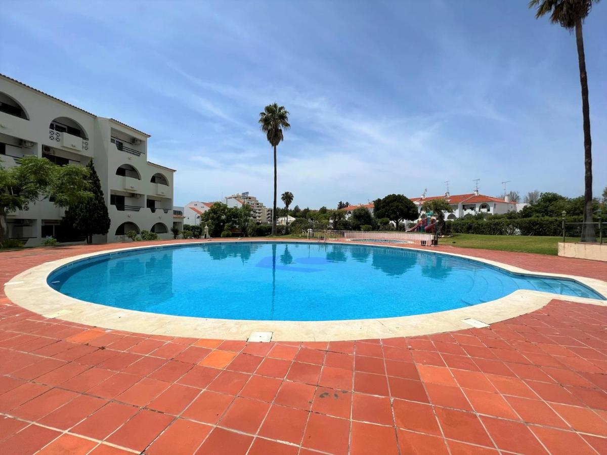 Albufeira Twins 1 With Pool By Homing Apartment ภายนอก รูปภาพ